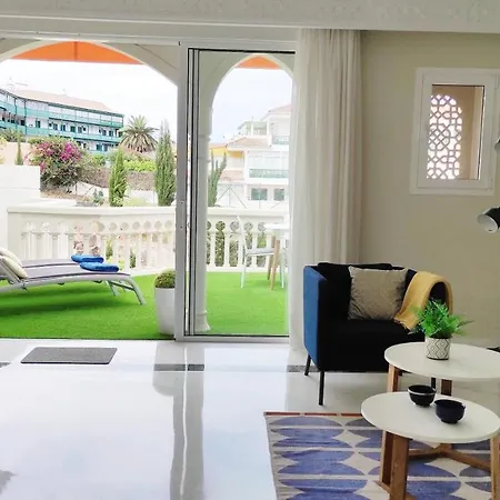 Luxury Apartment, Comfort And Relax, Views Of The Pool 公寓 *