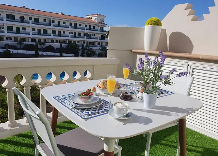 Lejlighed Luxury Apartment, Comfort And Relax, Views Of The Pool