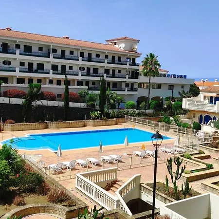 Appartement Luxury Apartment, Comfort And Relax, Views Of The Pool